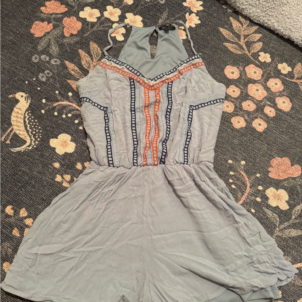 Stylish Gray Romper with Embroidered Details